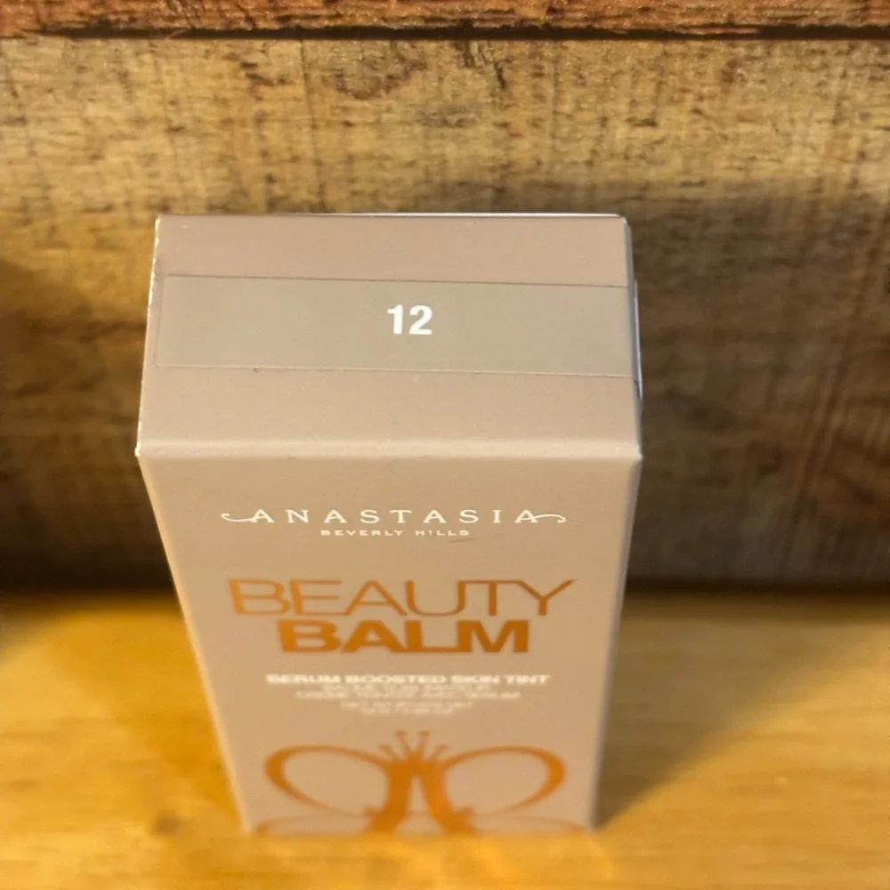 Anastasia Beverly Hills Beauty Balm Serum Boosted Skin Tint
